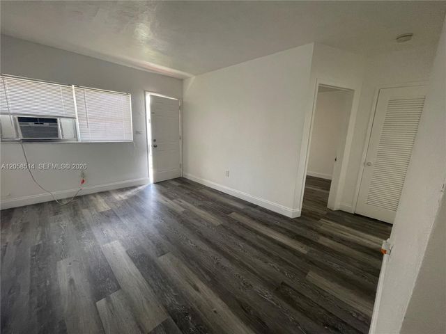 15940 NE 19th Ct 2, North Miami Beach, FL 33162