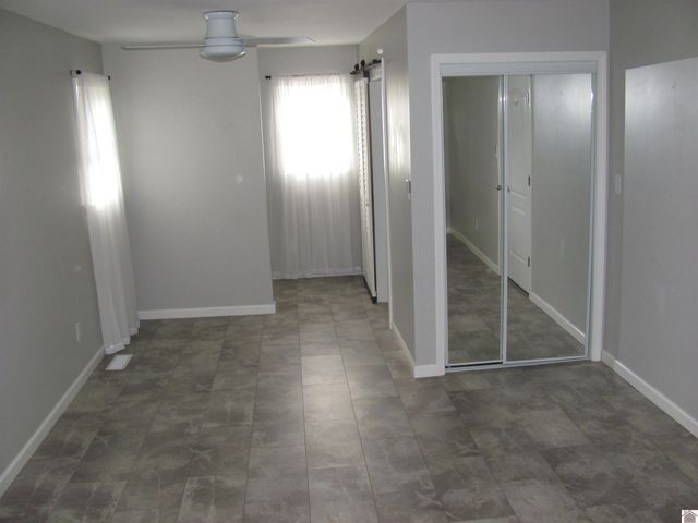 384 CARDINAL RD, Mayfield, KY 42066