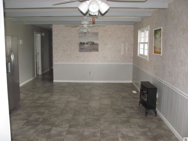 384 CARDINAL RD, Mayfield, KY 42066