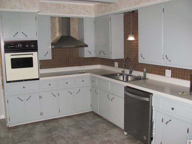 384 CARDINAL RD, Mayfield, KY 42066