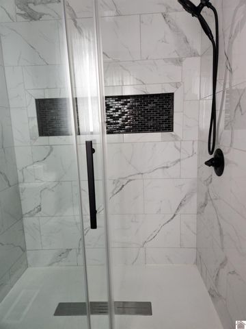 384 CARDINAL RD, Mayfield, KY 42066