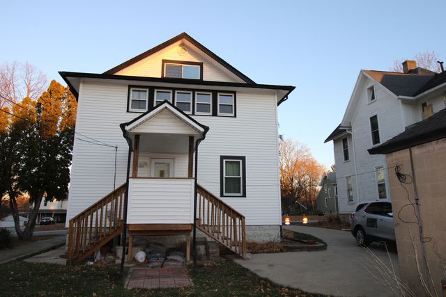 208 Summit Street, Rockford, IL 61107