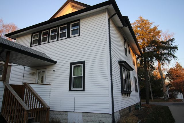 208 Summit Street, Rockford, IL 61107