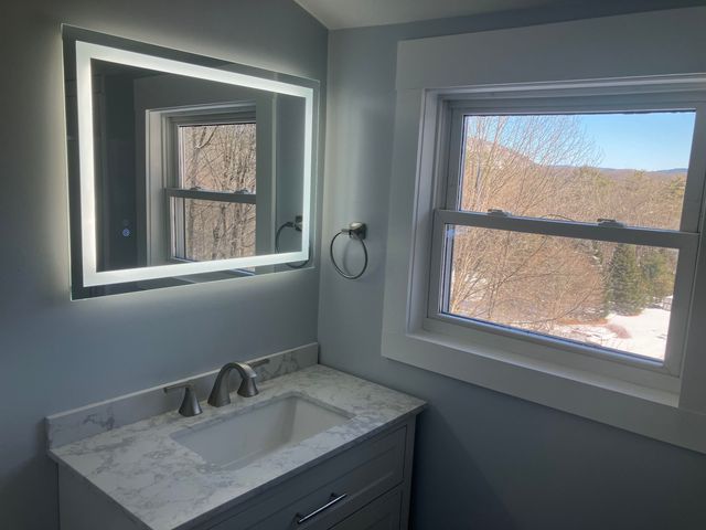 527 Route 121, Rockingham, VT 05101