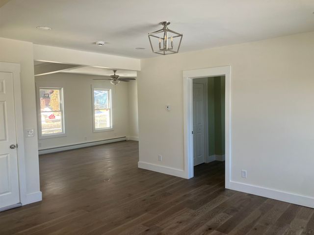 527 Route 121, Rockingham, VT 05101