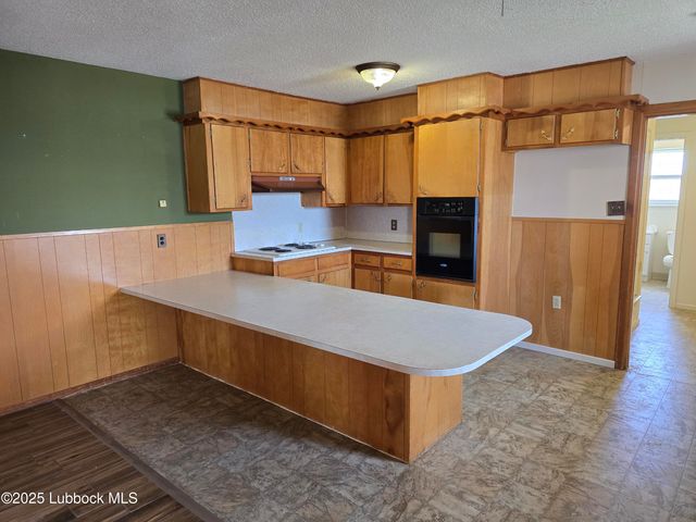 1681 Co Rd 380, Denver City, TX 79323