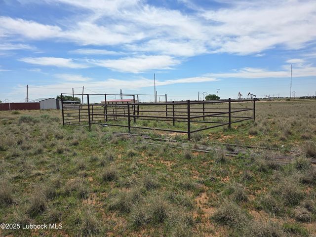 1681 Co Rd 380, Denver City, TX 79323