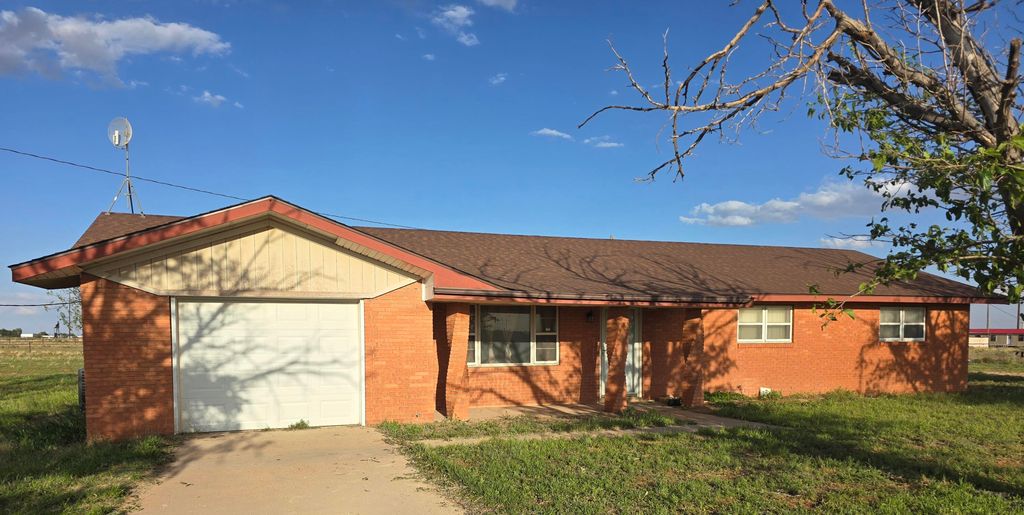 1681 Co Rd 380, Denver City, TX 79323