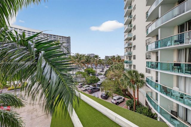 3801 S Ocean Dr 4R, Hollywood, FL 33019