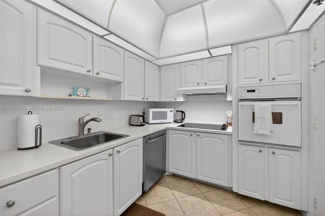 3801 S Ocean Dr 4R, Hollywood, FL 33019