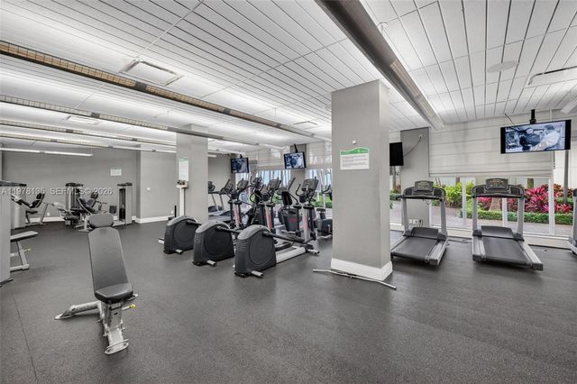 3801 S Ocean Dr 4R, Hollywood, FL 33019