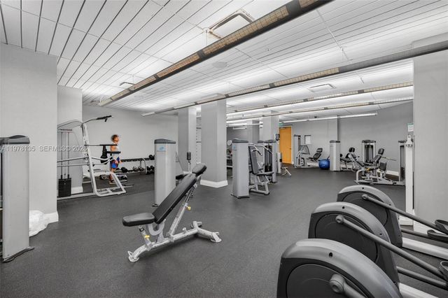 3801 S Ocean Dr 4R, Hollywood, FL 33019