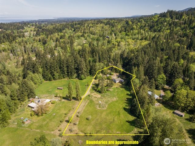 2252 Black Diamond Road, Port Angeles, WA 98363