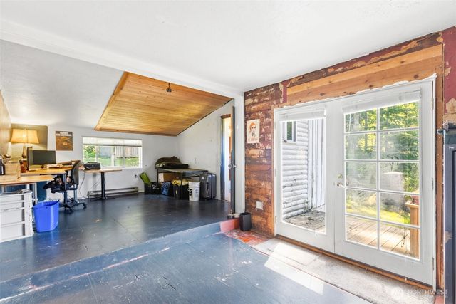2252 Black Diamond Road, Port Angeles, WA 98363