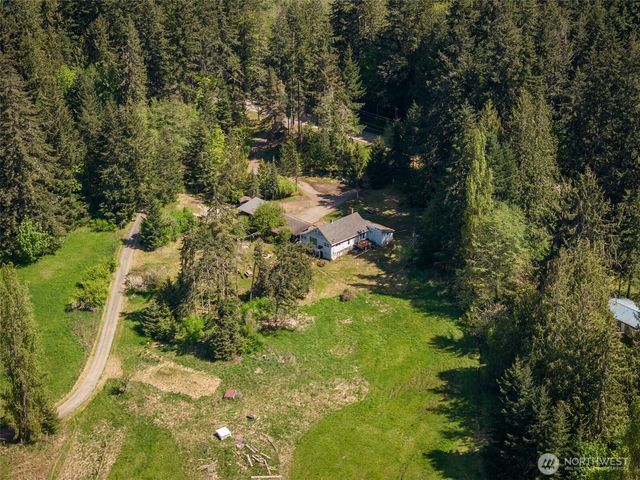 2252 Black Diamond Road, Port Angeles, WA 98363