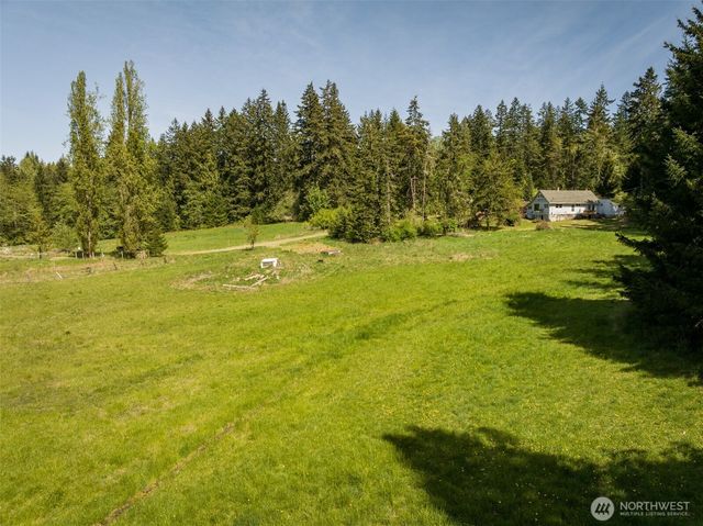 2252 Black Diamond Road, Port Angeles, WA 98363