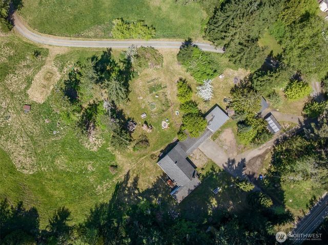 2252 Black Diamond Road, Port Angeles, WA 98363