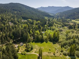2252 Black Diamond Road, Port Angeles, WA 98363