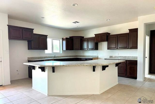 5691 E 44TH PKWY, Yuma, AZ 85365