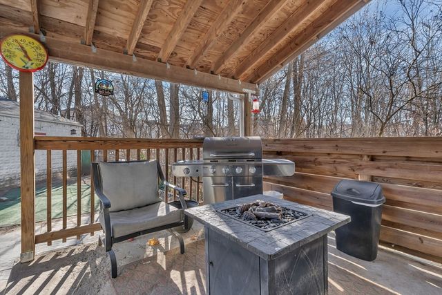 70 W Park Pl, Woonsocket, RI 02895