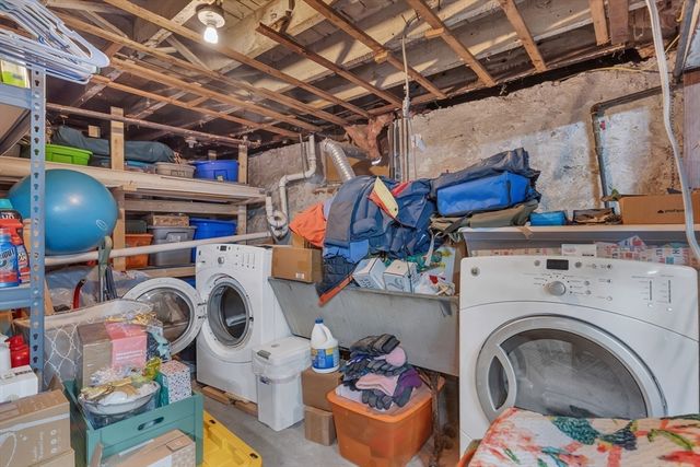 70 W Park Pl, Woonsocket, RI 02895