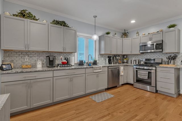 70 W Park Pl, Woonsocket, RI 02895