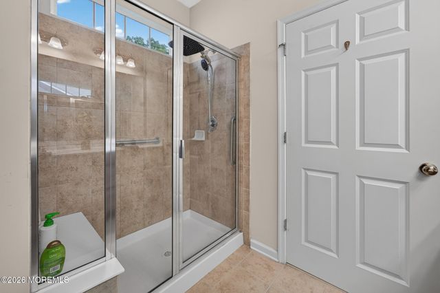 24 Addlestone Lane, Manchester, NJ 08759