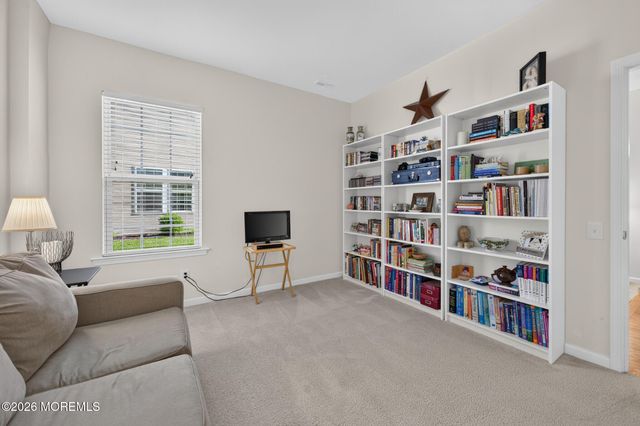 24 Addlestone Lane, Manchester, NJ 08759