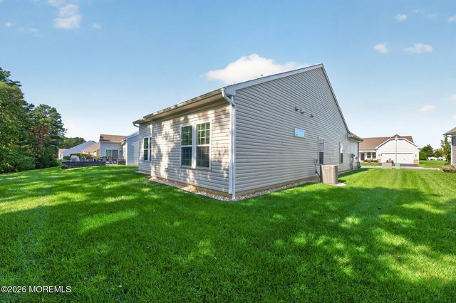 24 Addlestone Lane, Manchester, NJ 08759