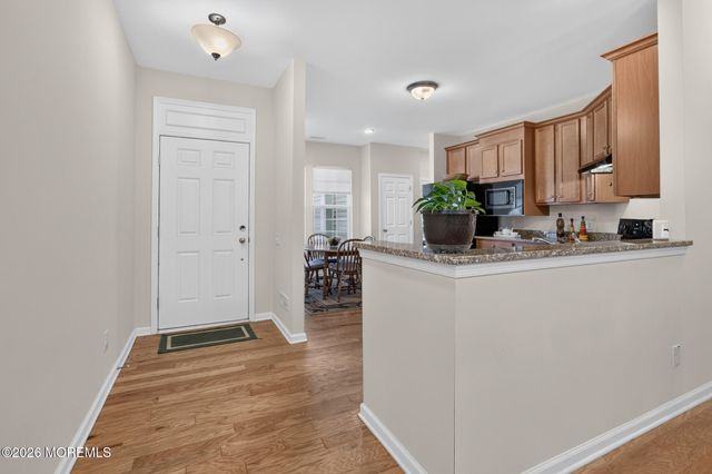 24 Addlestone Lane, Manchester, NJ 08759