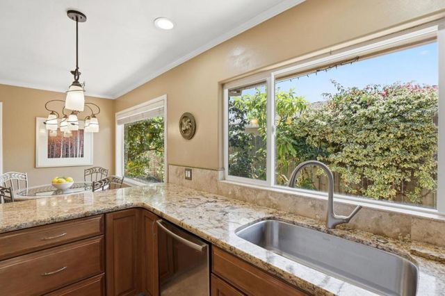 325 San Vincente Avenue, Salinas, CA 93901