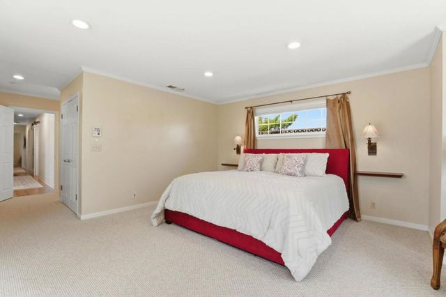 325 San Vincente Avenue, Salinas, CA 93901
