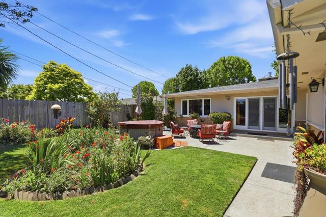 325 San Vincente Avenue, Salinas, CA 93901