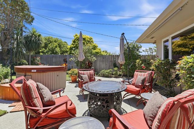 325 San Vincente Avenue, Salinas, CA 93901
