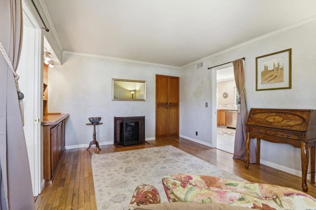 325 San Vincente Avenue, Salinas, CA 93901
