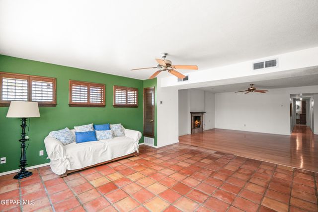 11062 JOHNNY MILLER Drive, El Paso, TX 79936