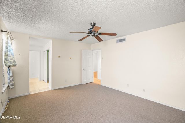 11062 JOHNNY MILLER Drive, El Paso, TX 79936
