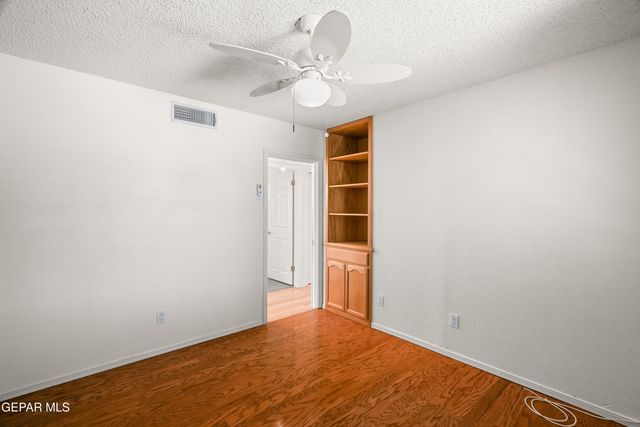 11062 JOHNNY MILLER Drive, El Paso, TX 79936