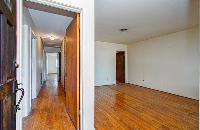 4315 Sanford Road, Houston, TX 77035