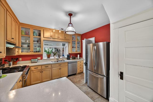 2297 4th Street, White Bear Lake, MN 55110