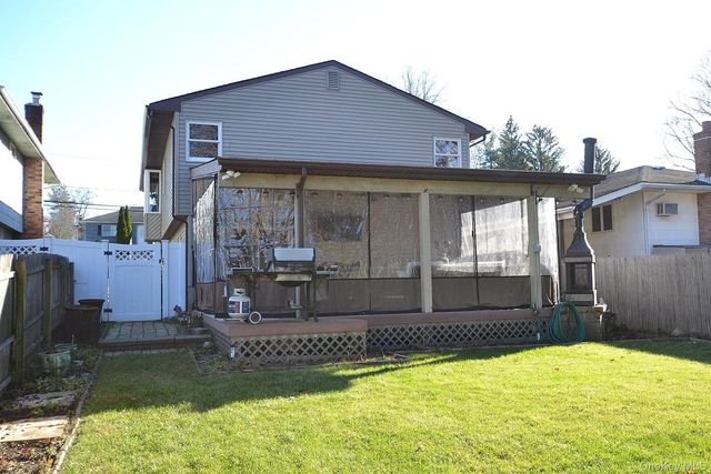 29 Granby Place, Ronkonkoma, NY 11779