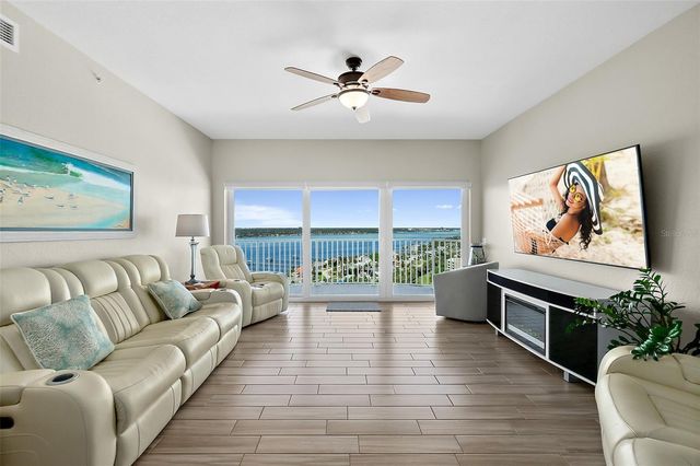 2 OCEANS WEST BOULEVARD 1905, Daytona Beach Shores, FL 32118