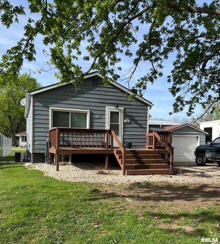 105 W MAIN Street, East Galesburg, IL 61430