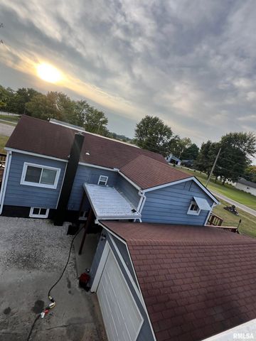 105 W MAIN Street, East Galesburg, IL 61430