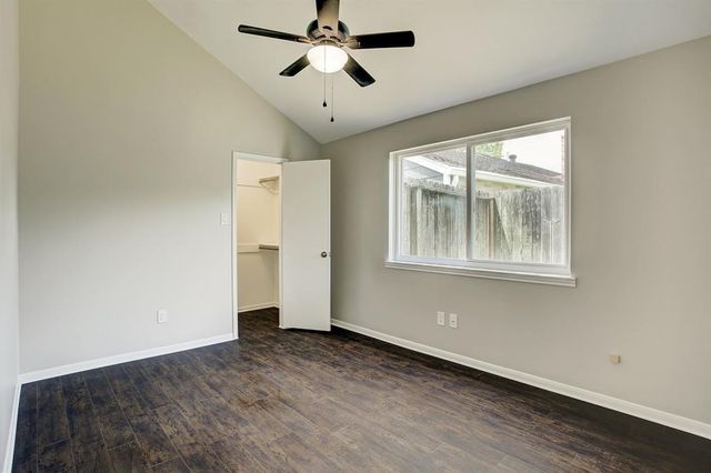 1074 Apache Falls Drive, Katy, TX 77450