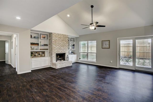 1074 Apache Falls Drive, Katy, TX 77450