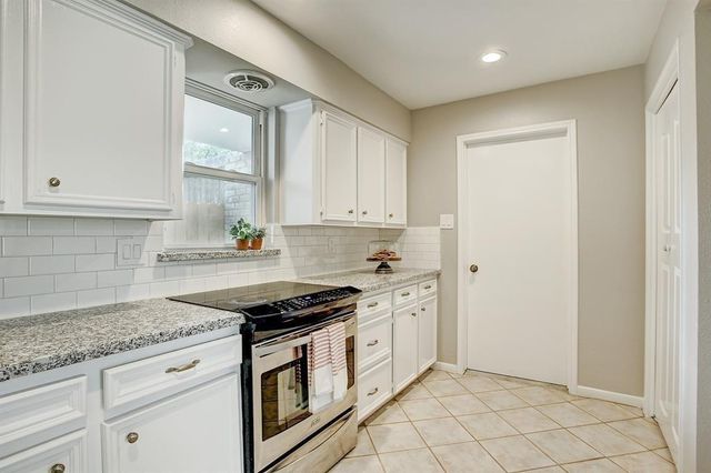 1074 Apache Falls Drive, Katy, TX 77450