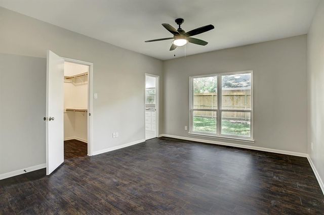 1074 Apache Falls Drive, Katy, TX 77450