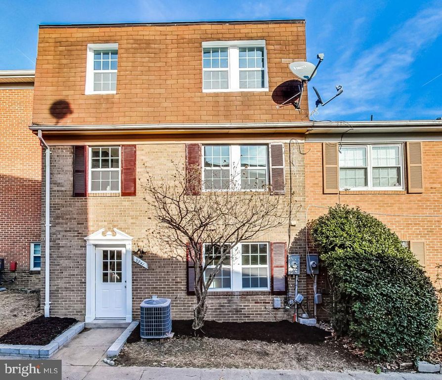 9841 HAGEL CIR, Lorton, VA 22079