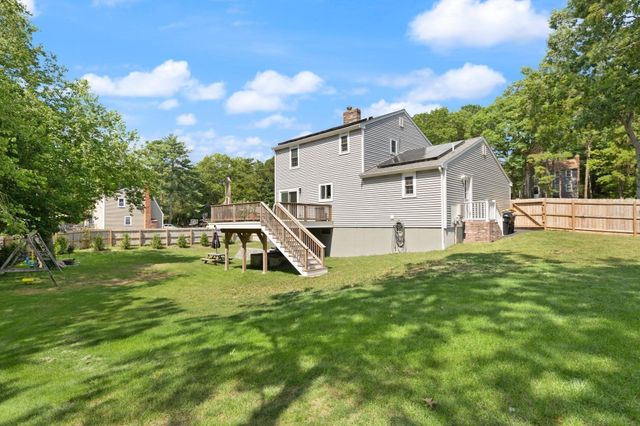 11 Tall Pines, Plymouth, MA 02360